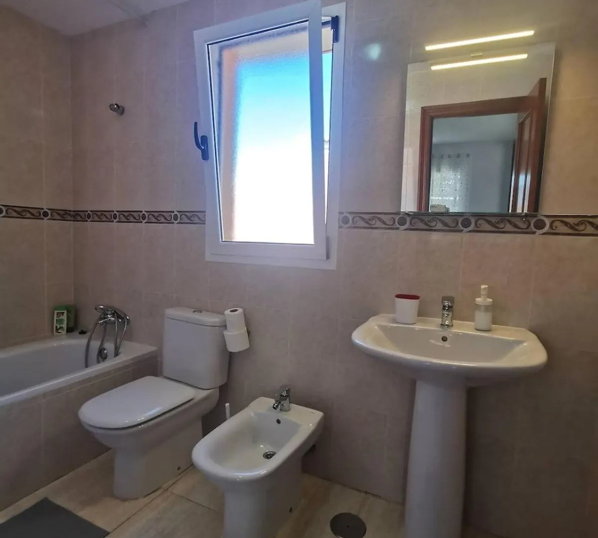 Modern And Spacious 3 Bedroom House In Corralejo Španělsko